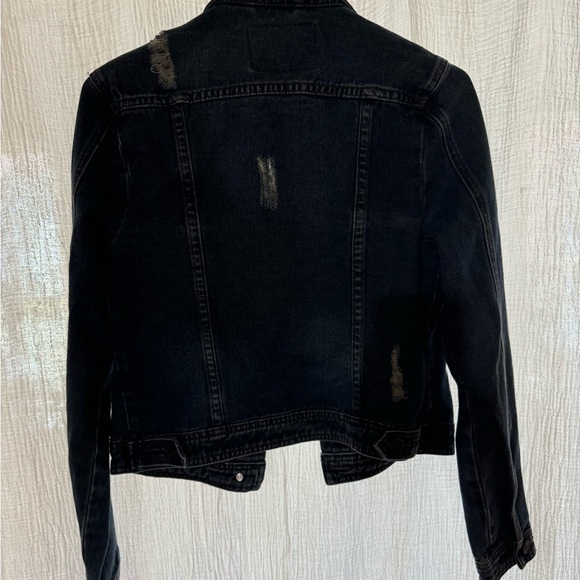 Cropped Denim Jacket - Picture 2 of 3
